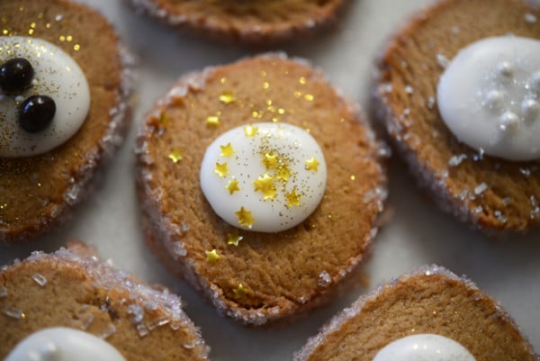 Speculoos Button Cookies