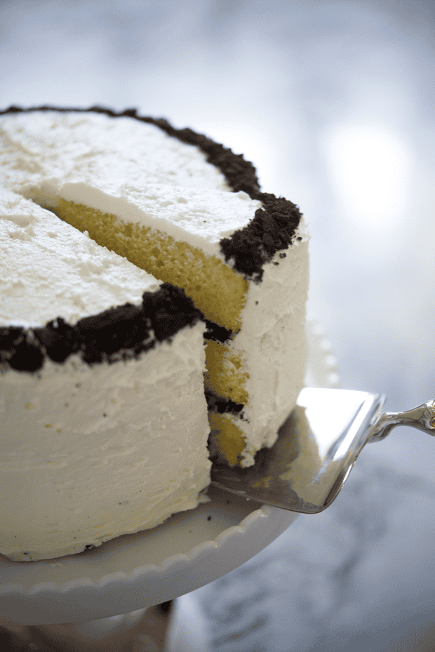 Cookies and Cream Cake Recipe